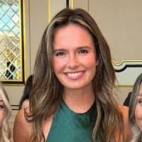 Claudia Olsen's Instagram, Twitter & Facebook