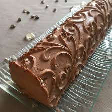 Buche De Noel Facon Trianon De Francoise Daiquoise Avec 1 Blanc D œuf Pralin Mousse A L Achat Illy Avec 4 Gelatine 200 G De Ch Buche De Noel Gateau Chocolat