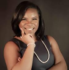 Erica Wayne's Instagram, Twitter & Facebook