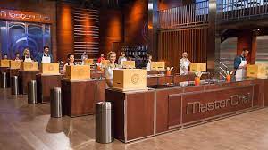 Fin dal welcome party della seconda stagione di celebrity masterchef italia chef bruno barbieri. Masterchef Celebrity 2 Programa 1 Rtve Es