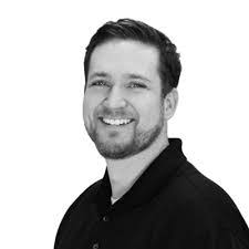 Cara Orr's Instagram, Twitter & Facebook