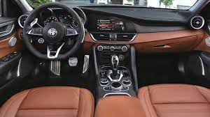 Die neue giulietta ist eine wahrliche verkörperung von alfa romeo design und schönheit. Alfa Romeo Giulia Dimensions Boot Space And Interior