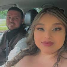 Mariana Nichols's Instagram, Twitter & Facebook