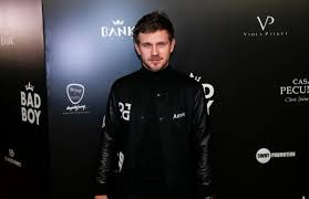 Antoni królikowski data i miejsce urodzenia: V8wvm Cffzq2 M