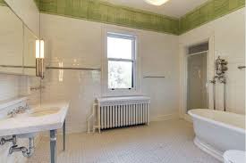 1 2m Queen Anne Mansion On Summit Avenue Is Postcard From The Past Bathtub Remodel Beautiful Bathtubs Refinish Bathtub