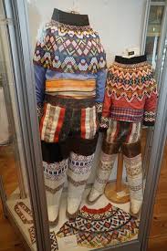 Traditional Inuit Clothing In 2020 Inuit Clothing Inuit Traditional Outfits
