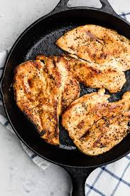 This dish was born in the twenties of the last century thanks to the american chef with italian today we offer you the recipe of caesar salad with incredibly tasty dressing. Healthy Chicken Caesar Salad Erin Lives Whole