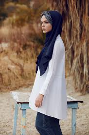Tugba Venn Giyim Tesettur Giyim Kap Pardesu Ss17 Ilkbahar Yaz Yenisezon Trend Moda Sal Esarp Tunik Etek Pantolo Kiyafet Moda