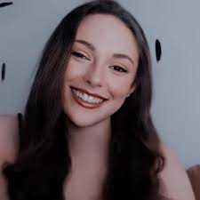 Elise Danielle J Russell"