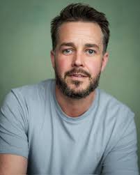 Steve Leeds (@Stevieleedsy)