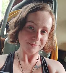 What off the grid opportunities are available for someone skilled in  graphic design and passionate about nature?