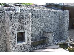 Gabinova Gabionenzaun Mit Kamin Gartengestaltung Gabionen Gabionenzaun