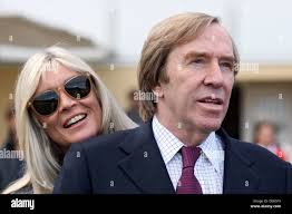 Wife elvira hi-res stock photography and images