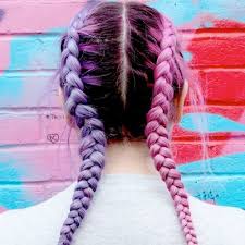 Two toned hair is super cool and very dimensional with a fabulous correlation of two exotic and intriguing shades blended dramatically into your mane. Be Out Of The Ordinary Try These 50 Two Tone Hair Ideas Hair Motive Hair Motive