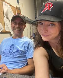 After spending a week with 70ish degrees, sunshine, & no humidity, I'm not  gonna lie. I was nervous about coming back to a sweaty Western New York  swamp. Phew. I'd never been