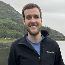 Brett Herring's Instagram, Twitter & Facebook