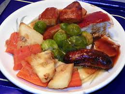 62 christmas dinner at home  edit  19 Traditional Christmas Dinners Around The World