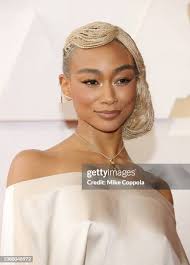 548 photos et images haute résolution de Tati Gabrielle