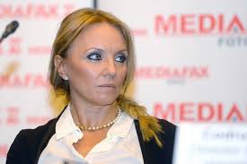 Paparazzi • pe 13.04.2019 la 23:50. Camelia Sucu AudiatÄƒ La Dna Divertisment Stiri Eva Ro