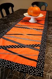 Runner Up Late Halloween Table Runners Halloween Table Quilted Table Runners