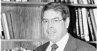 In Memoriam: Lloyd Seaton Jr.