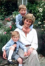 2 kapcsolódó hír bevezető szöveg megjelenítése opciók lady diana halála előtti utolsó szavai máig övezi néhány. Fiai Maig Nem Tudtak Feldolgozni Diana Walesi Hercegno Halalat Cultura Hu