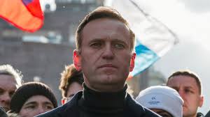 Born 4 june 1976) is a russian opposition leader, lawyer. Alexei Navalny Two Hours That Saved Russian Opposition Leader S Life Bbc News