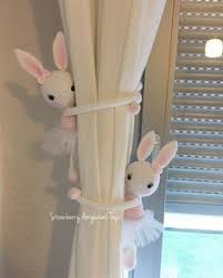 Tavsan Perde Bagi Amigurumi Tigisi Orgu Orgutavsan Tavsan Oyuncak Oyuncaktavsan Crochet Bunny Crochetbun Bebek Perdeleri Elisi Fikirleri Amigurumi