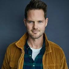 Brian Gust's Instagram, Twitter & Facebook