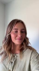 Hope Vanhorn's Instagram, Twitter & Facebook