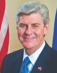 Swamped by lawsuits, Mississippi gets reprieve in defense of state flag