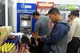 Dompet dan kad bank tertinggal? Hilang Duit Gara Gara Scam Mesin Atm Di Bali Rileklah Com