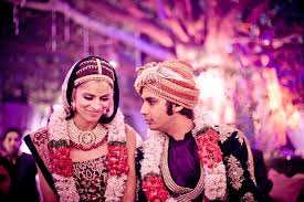 Kunal Nayyar And Miss India Neha Kapur S Wedding Celebrity Bride Celebrity Wedding Photos Indian Wedding