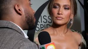 La Fundación Mujeres Ayer, Hoy y Siempre llena de Alegría a Más de 500  Niños en Newark