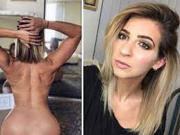 Influencer accused of Photoshopping naked booty snap: 'Where is her crack?'  - Daily Star