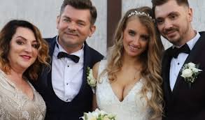 Tym razem syn gwiazdora disco polo zenona martyniuka odpowiadał za kilkukrotne łamanie zakazu prowadzenia pojazdów. Zenek I Danuta Martyniukowie Boja Sie O Zycie Swojego Syna Wszystko Przez To Co Przechodzi Obecnie Daniel Zycie