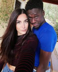 Black And White Dating Site Back To You Love Couple Cute Adorable Socialsteeze Kiss Kisses Hugs Romance Forever Inter Interracial Couples Couples Black And White People