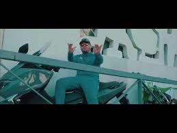 Je serai pas trop la mais tu sais j't'aime bébé on a grandi mal c'est la faute à la télé. Hibamp3 Rap Francais Jdr 42 Zola Et Ninho Le Feat Inattendu Les Ventes De Lacrim