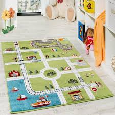 Dieser Teppich Campton Bringt Gute Laune Und Spass In Jedes Kinderzimmer Auf Diesen Teppich Konnen Sich Die Kleinen Spielteppich Kinderteppiche Strassenteppich