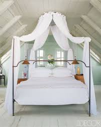 Our sweet friend tiani lou created this canopy for her bedroom and decided to let us share it with all of you! 25 Canopy Bed Ideas Modern Canopy Beds And Frames