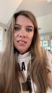 Laura Boynton's Instagram, Twitter & Facebook