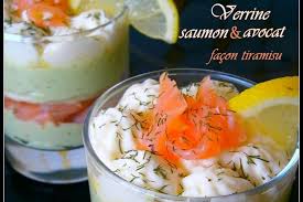 Verrines Au Saumon Et A L Avocat Facon Tiramisu Recette Verrine Saumon Verrine Avocat