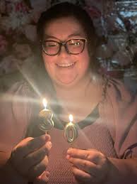 Remove candle glare and adjust lighting?