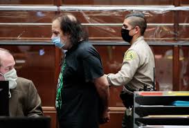 Eski porno yıldızı Ron Jeremy tecavüzle suçlandı, 90 yıl hapis cezası  alabilir