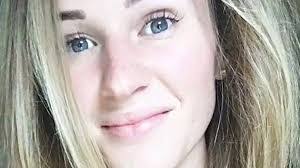 Sharon Sandell's Instagram, Twitter & Facebook