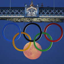 It's durable, and the natural texture of the wood ensures a good grip, plus it can easily be adjusted to your preference by using sandpaper. Photographing The Moon As An Olympic Ring The Verge