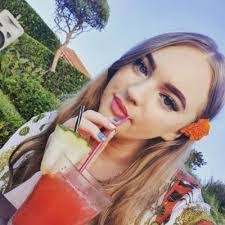 Bethany Mccarter's Instagram, Twitter & Facebook