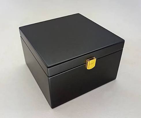 Дворівнева скринька чорна з червоним – купити онлайн на ROZETKA