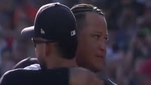 Cameron and Boone go back-to-back twice in 1st