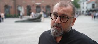 Demonstranter indtager Flakhaven op til byrådsmøde